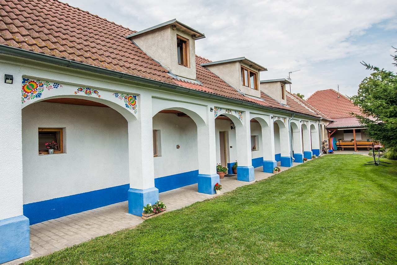 Vue du bâtiment avec appartements