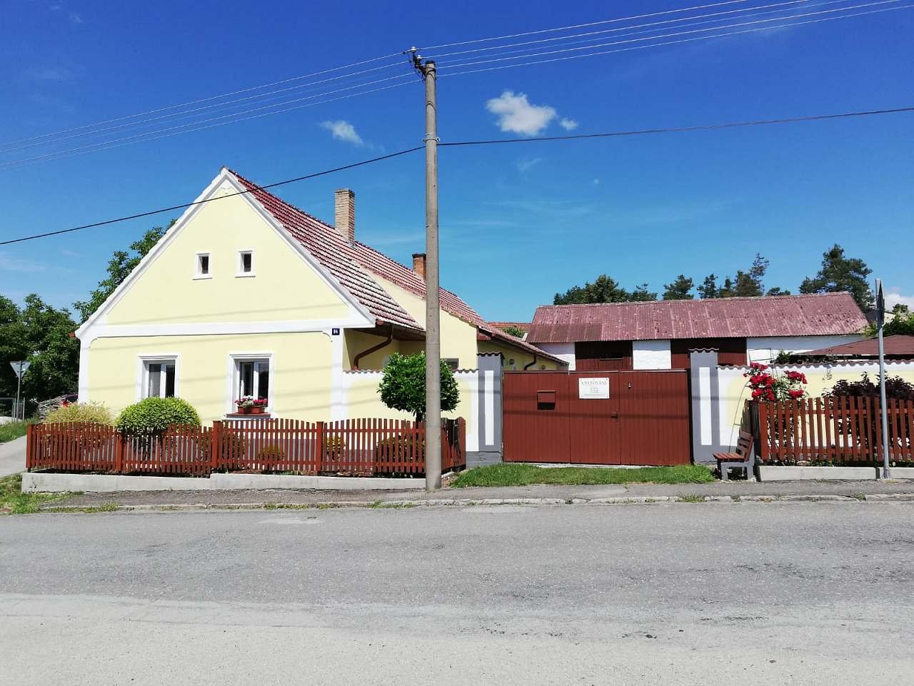 Quang cảnh toàn bộ ngôi nhà với căn hộ Stříbřec 94