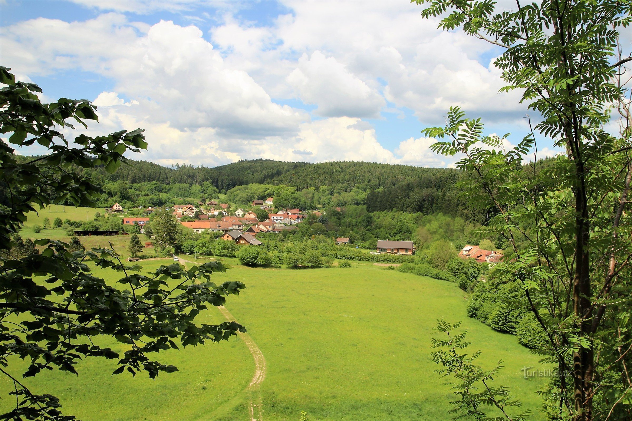 Blick auf Holstein vom Holsteiner Felsen