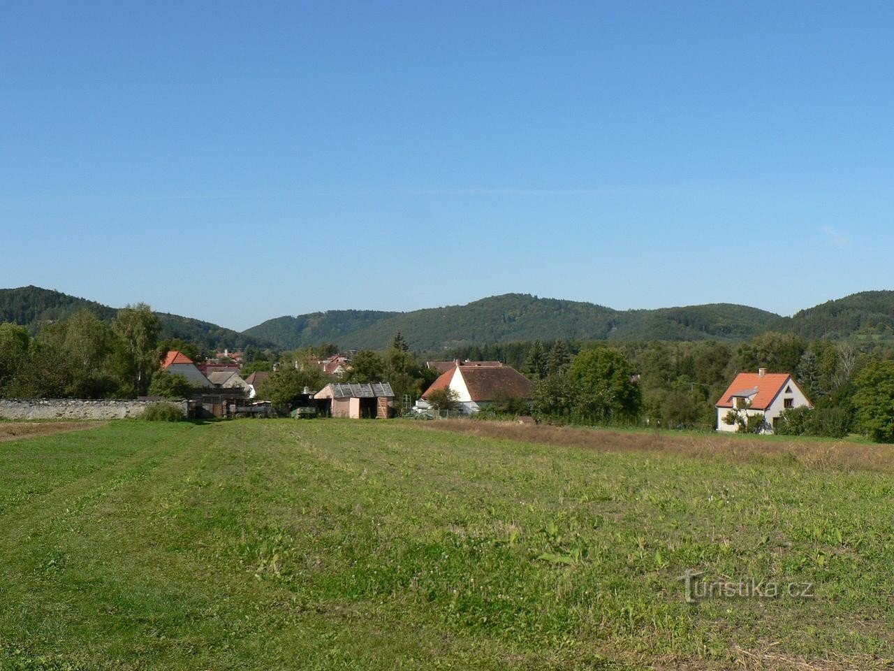 Uitzicht op de top van de Budětice Highlands