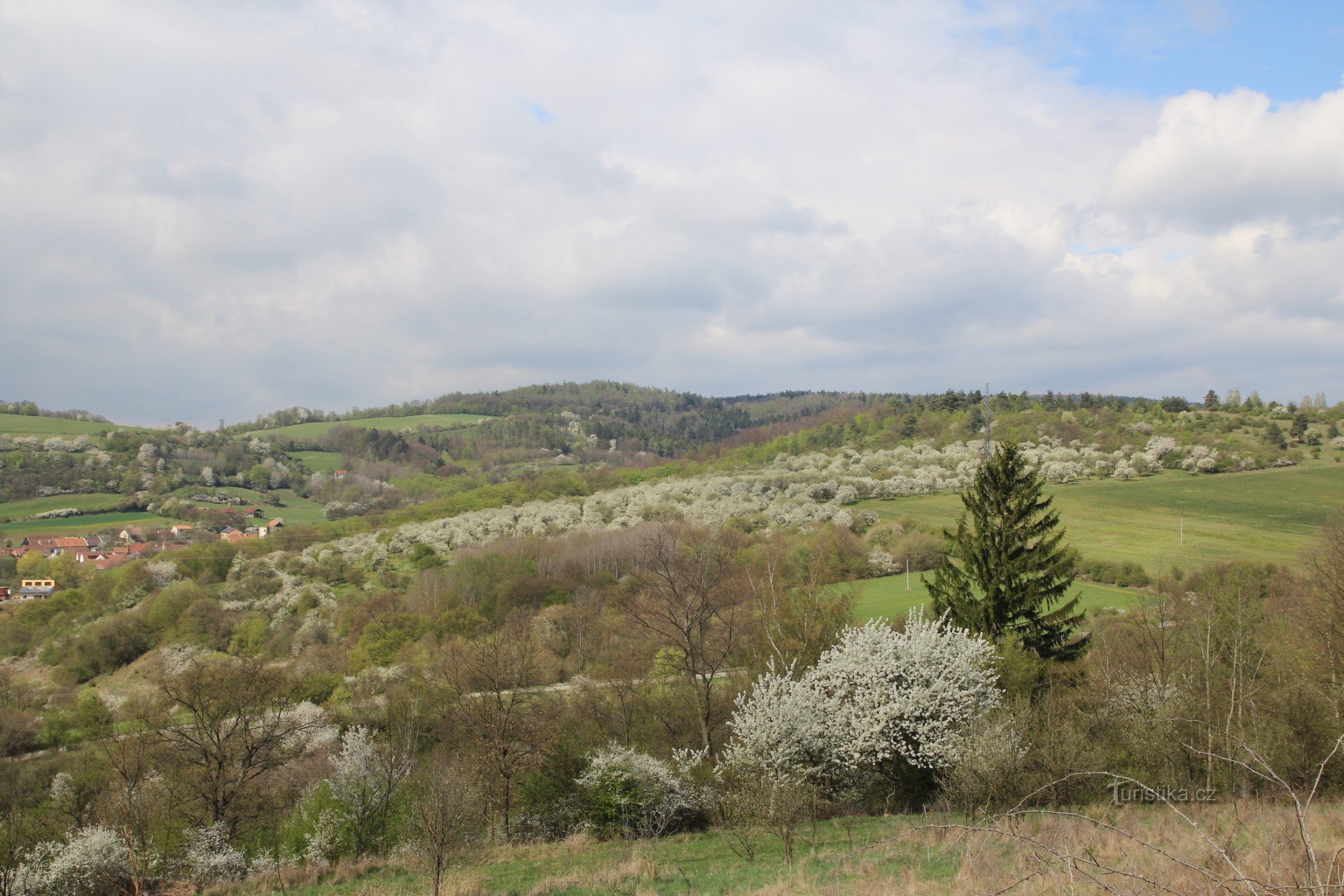 Vista de la cresta Svídovce desde Hajánek