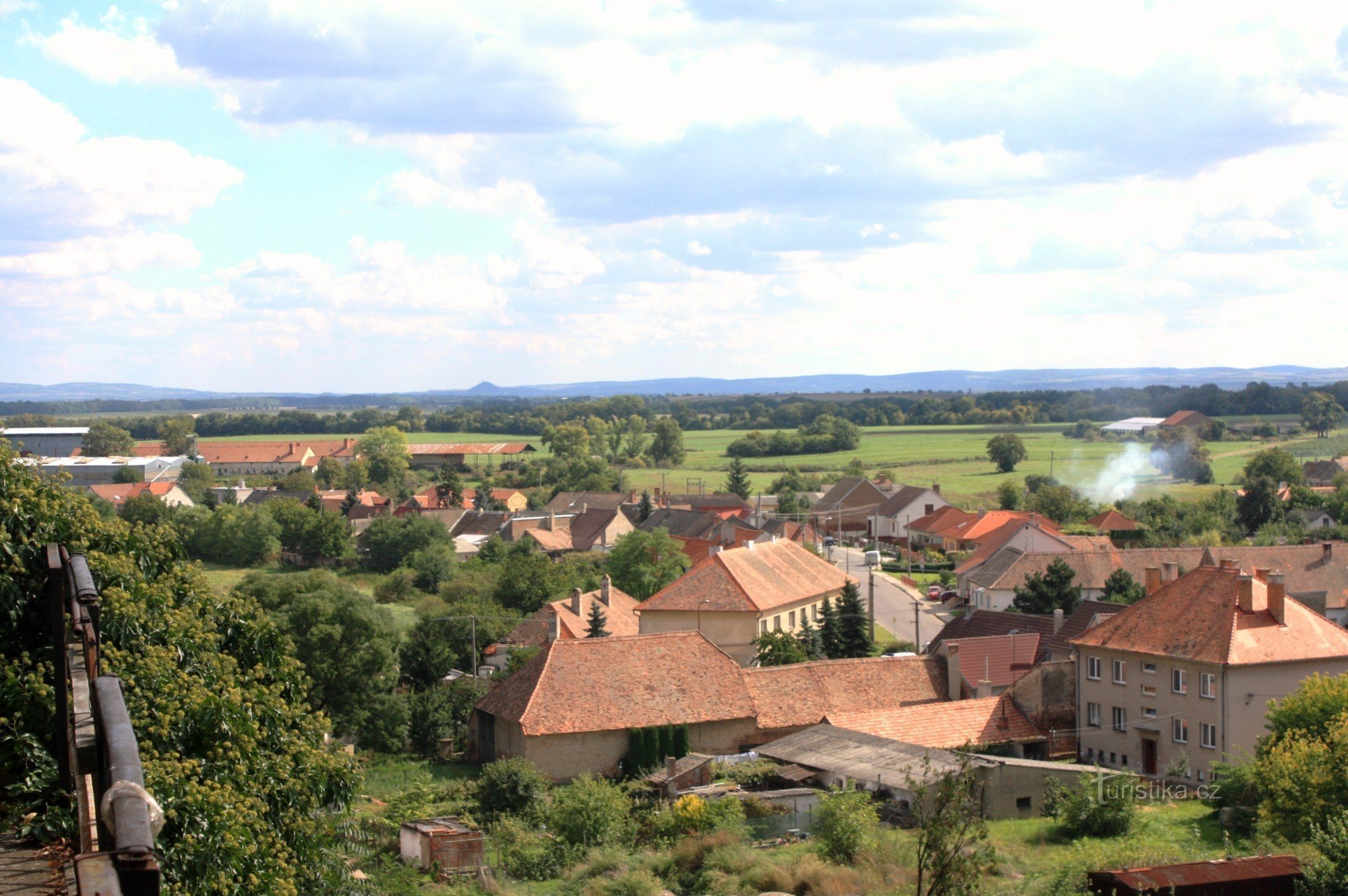 Vista di Jaroslavice dal belvedere del castello