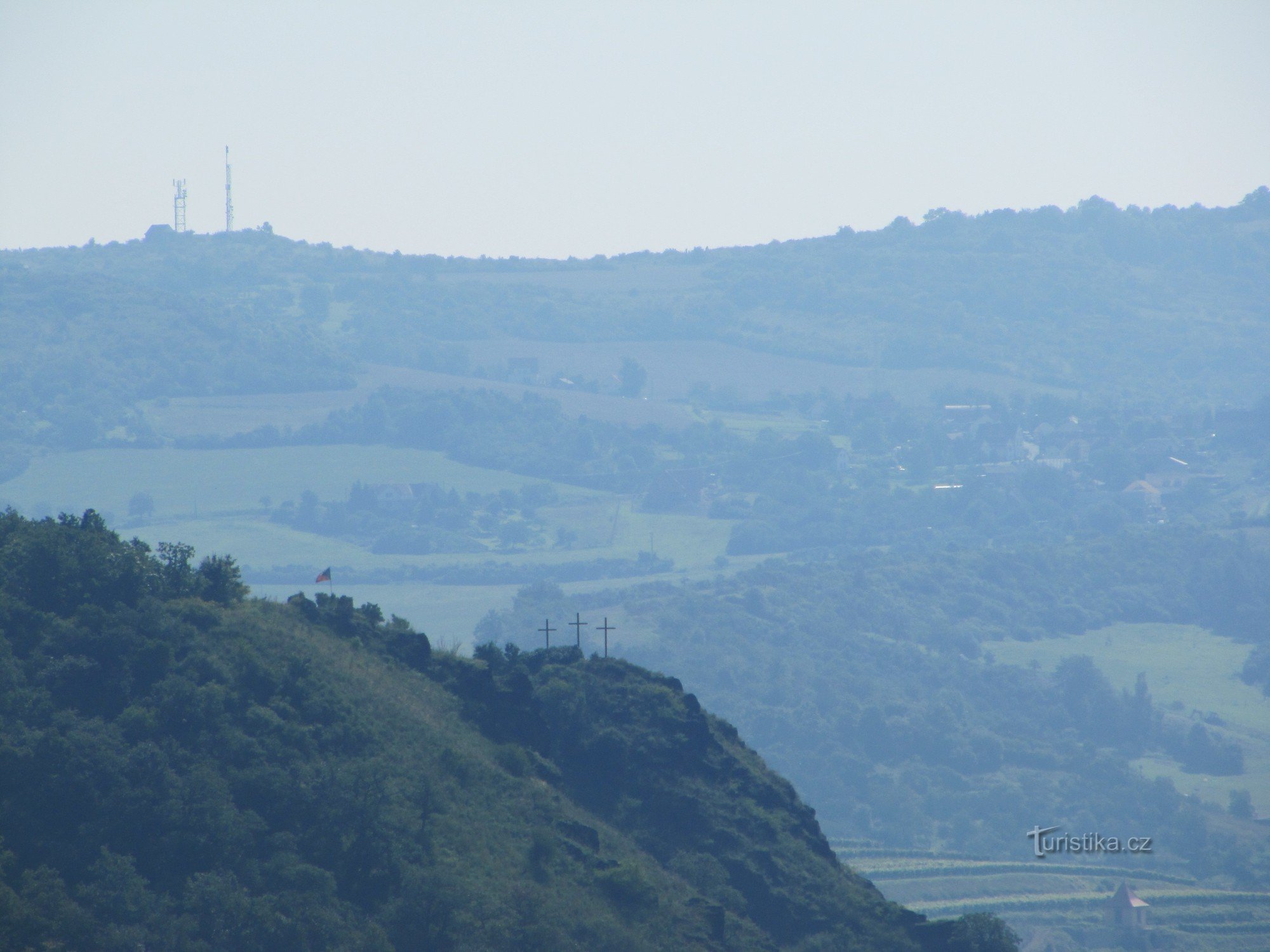 vue du calvaire sur l'autre rive