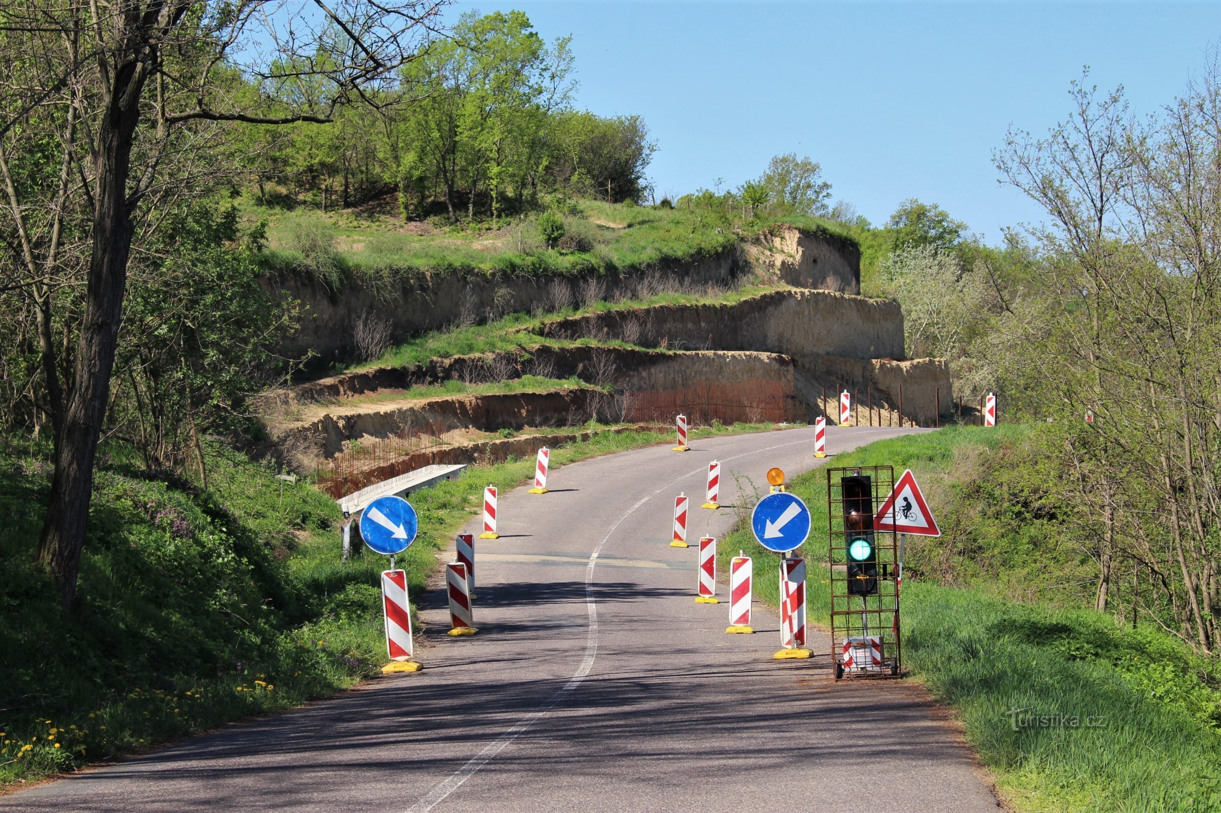 Pogled na komunikaciju s gornjim dijelom ozbiljnog prostora