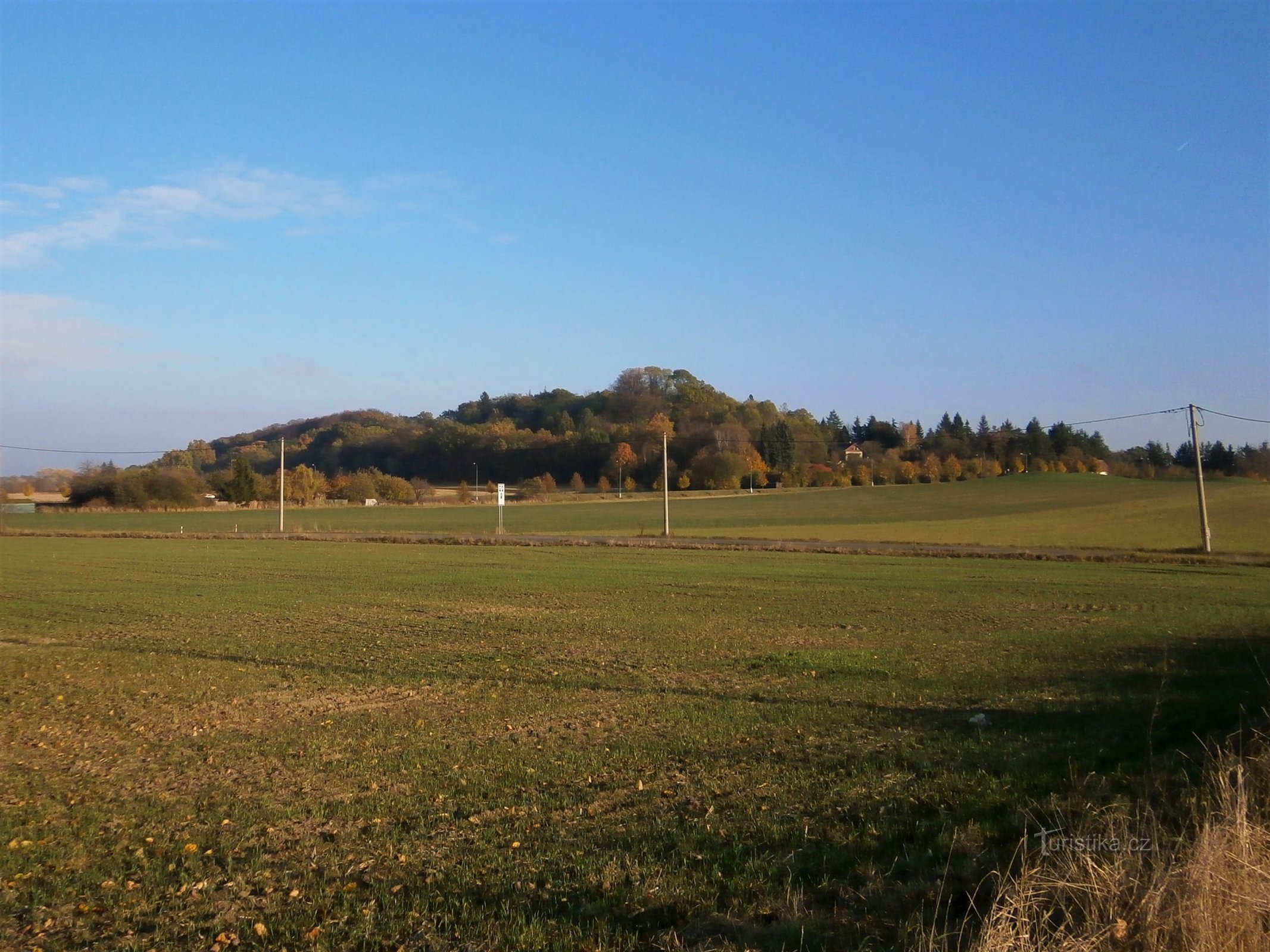 Vista para a Colina de S. João de Třebš (31.10.2016 de outubro de XNUMX)