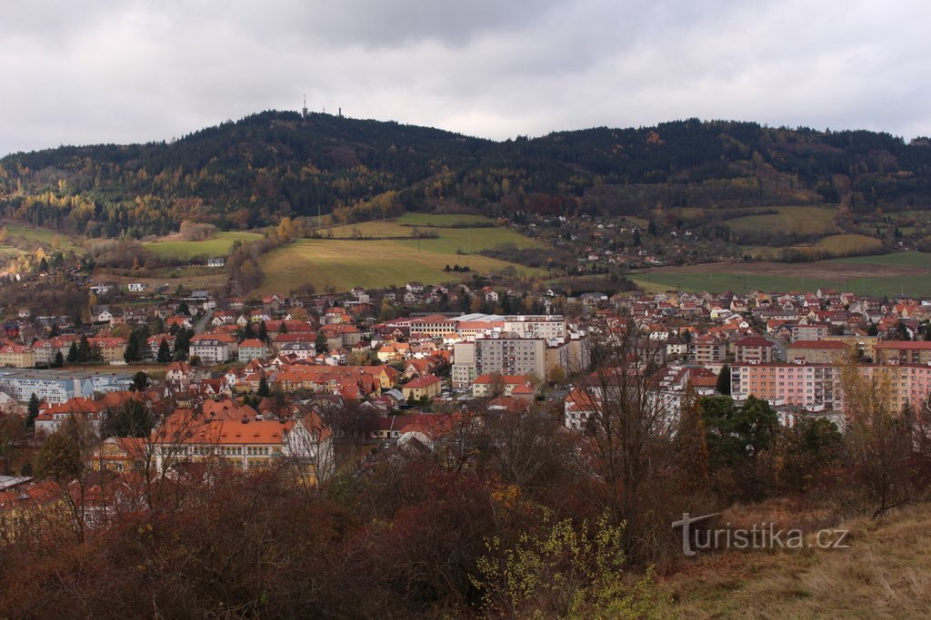 Vue sur la ville et Svatobor