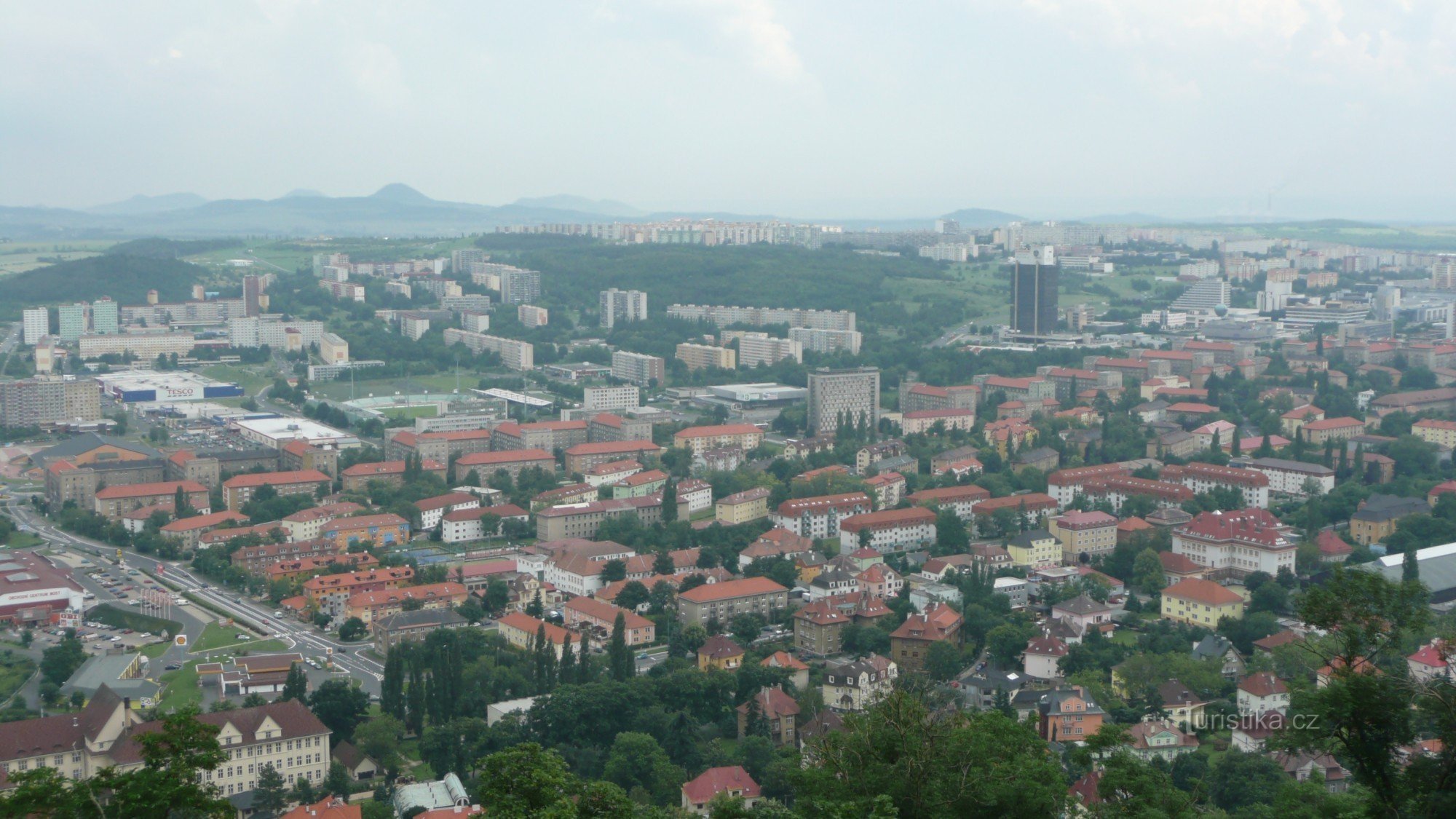 Vista da ponte da cidade a partir do castelo