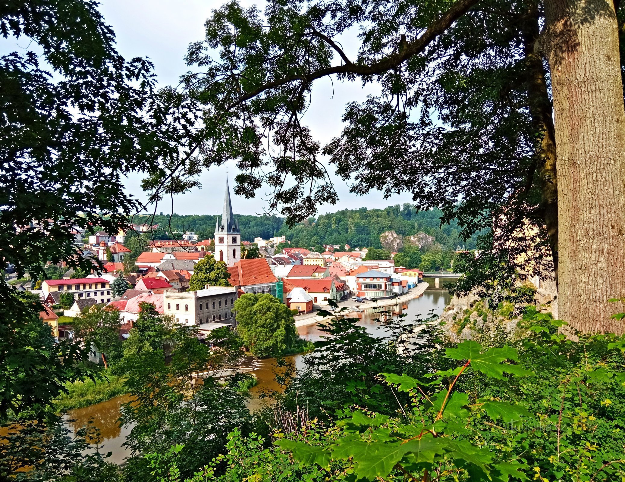 Vedere a orașului de la castel