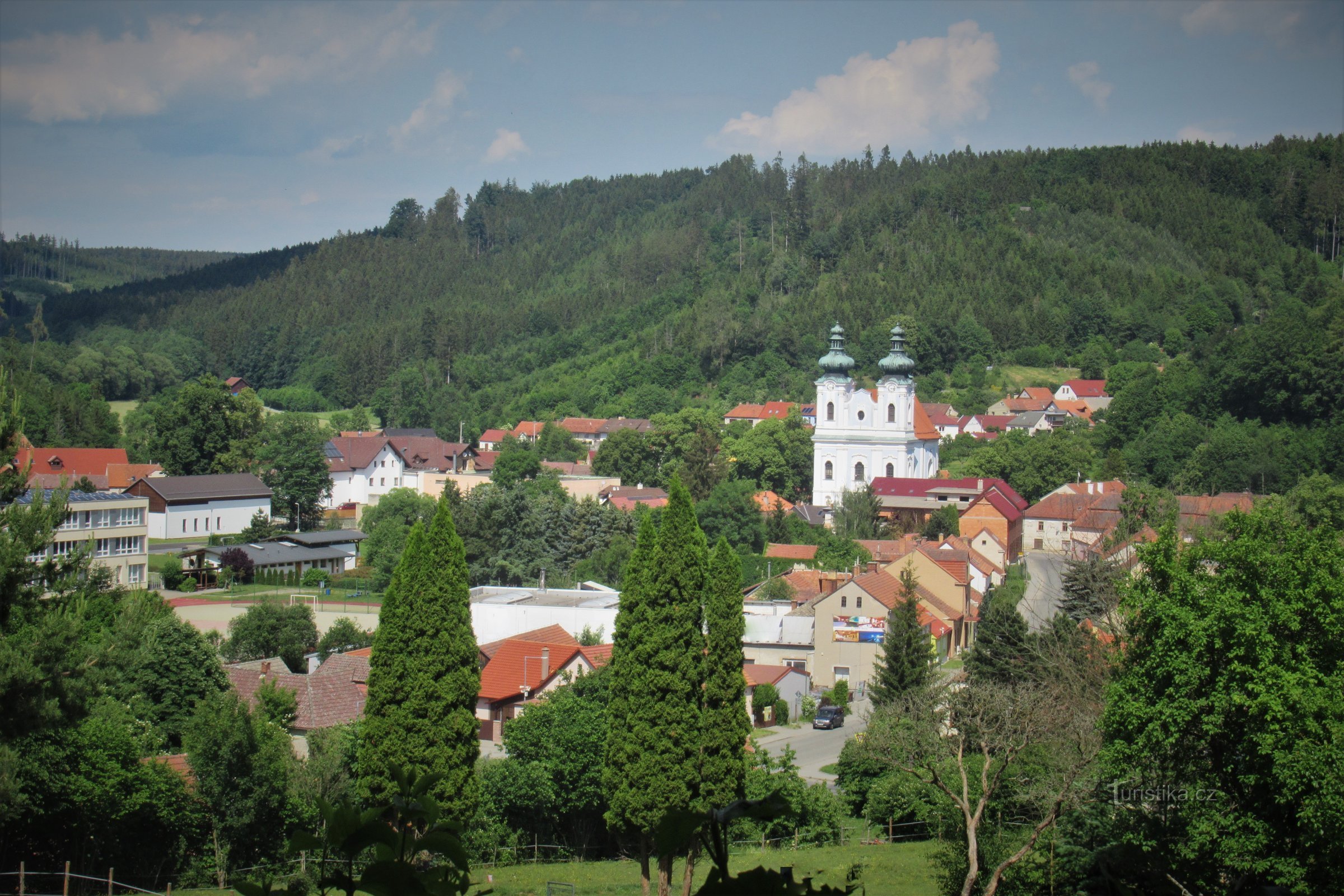 Blick auf die Mesys von Westen