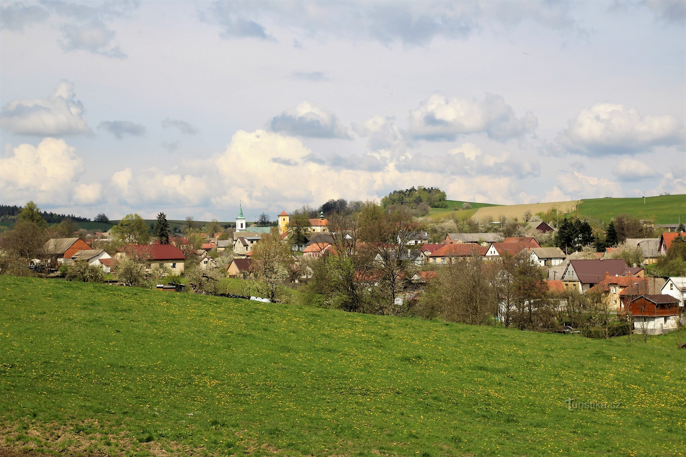 Widok na Rovečné ze Štěrbák