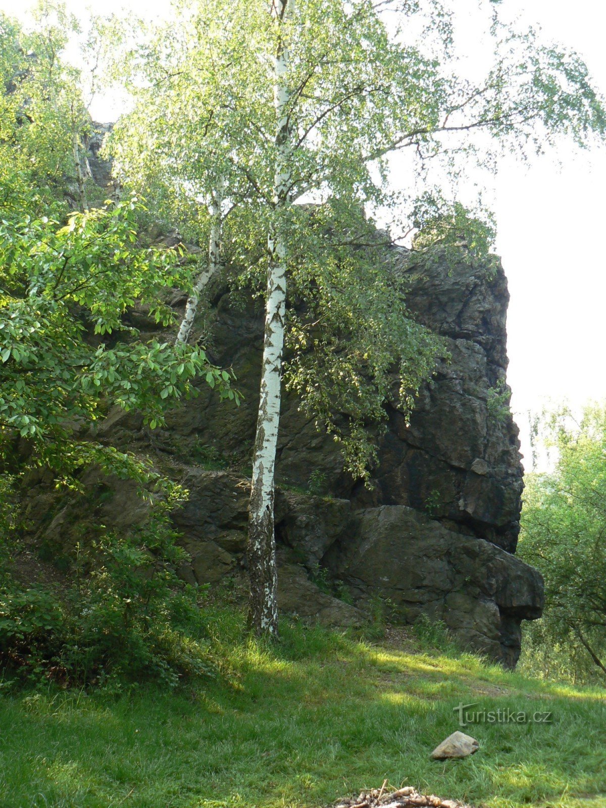Pohled na skalní útvar před závěrečným stoupáním