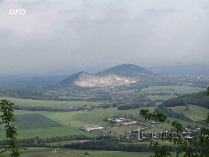 uitzicht op Štramberk vanaf Huštýn