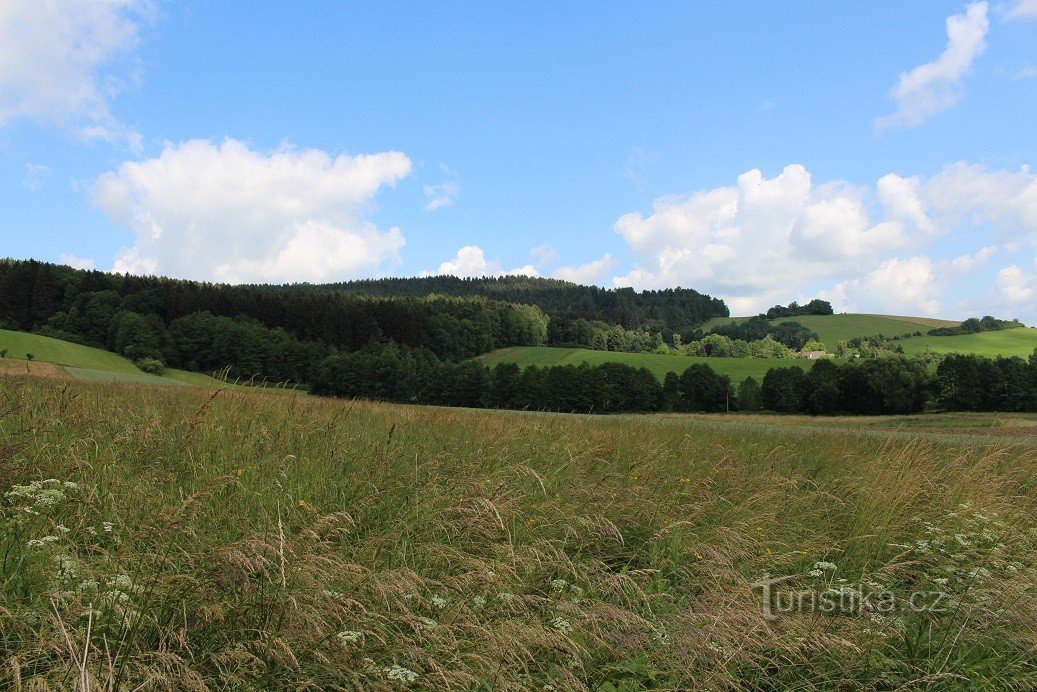 Vue d'Úliště depuis le sud-est