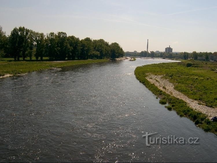 Pohled na Vltavu z lávky směr Troja, autor: Katerina Davidova
