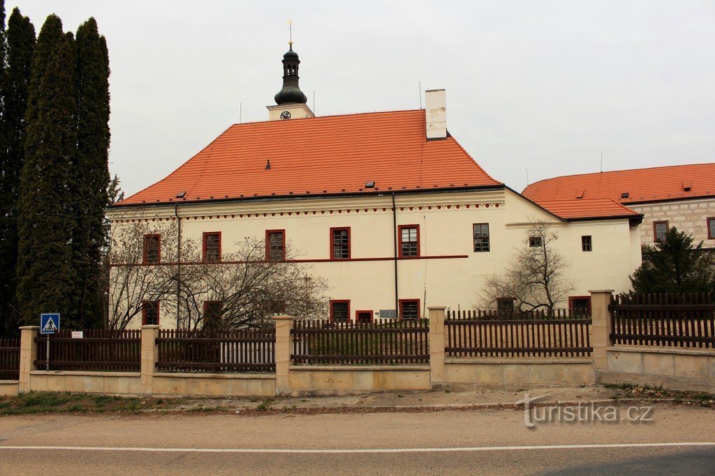 Widok zamku od południa