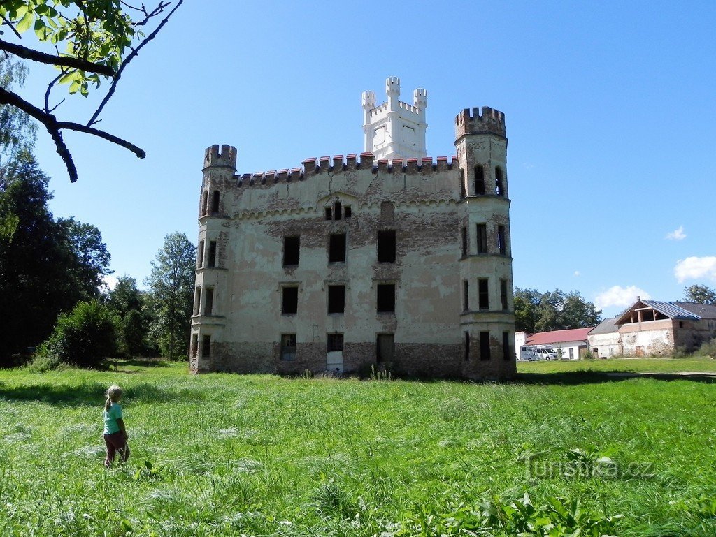 Widok zamku od strony północnej