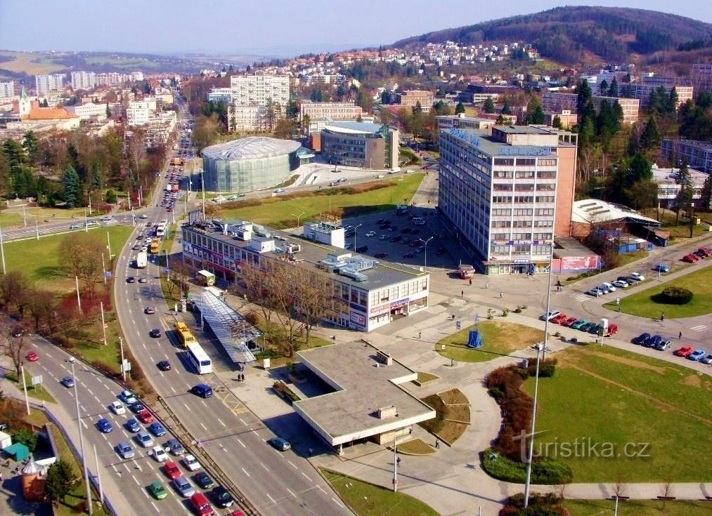 pohled  na Zlín z mrakodrapu