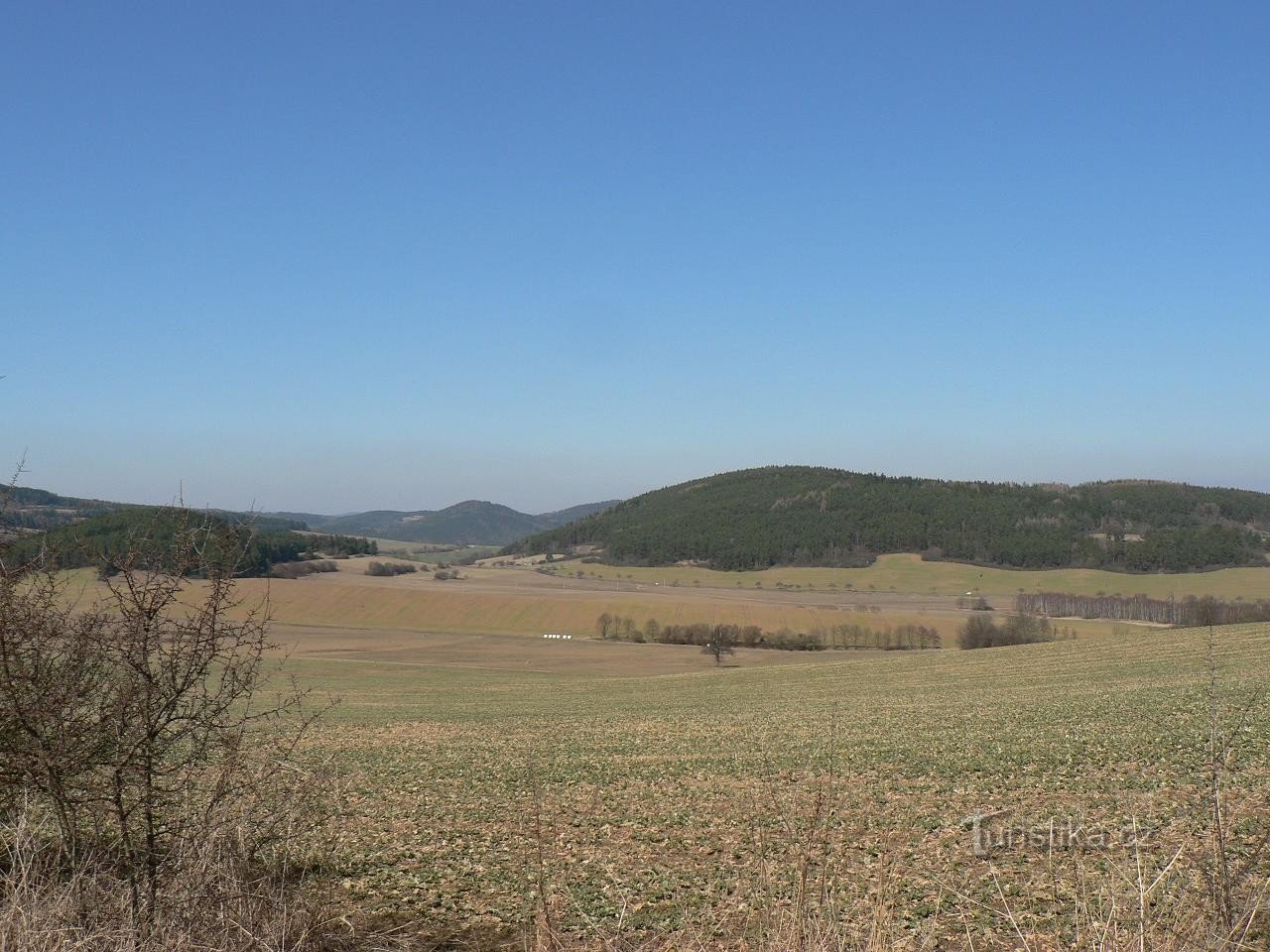 Vista de Kadešice para o norte