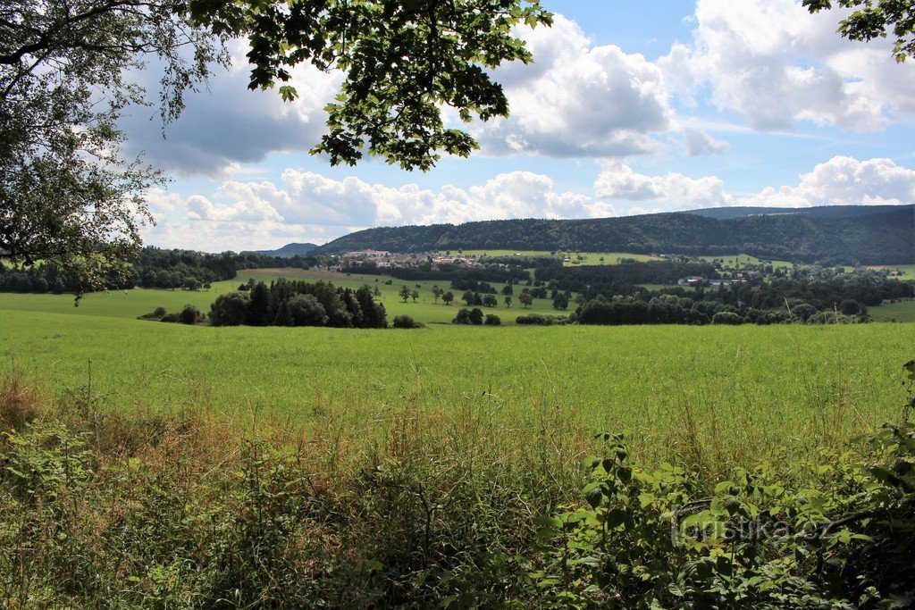 Blick von der Feuerstelle auf Rýchory