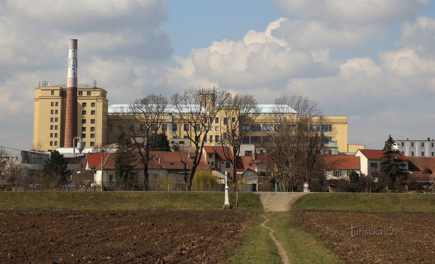 Uitzicht vanaf Židlochovice naar Hrušovany