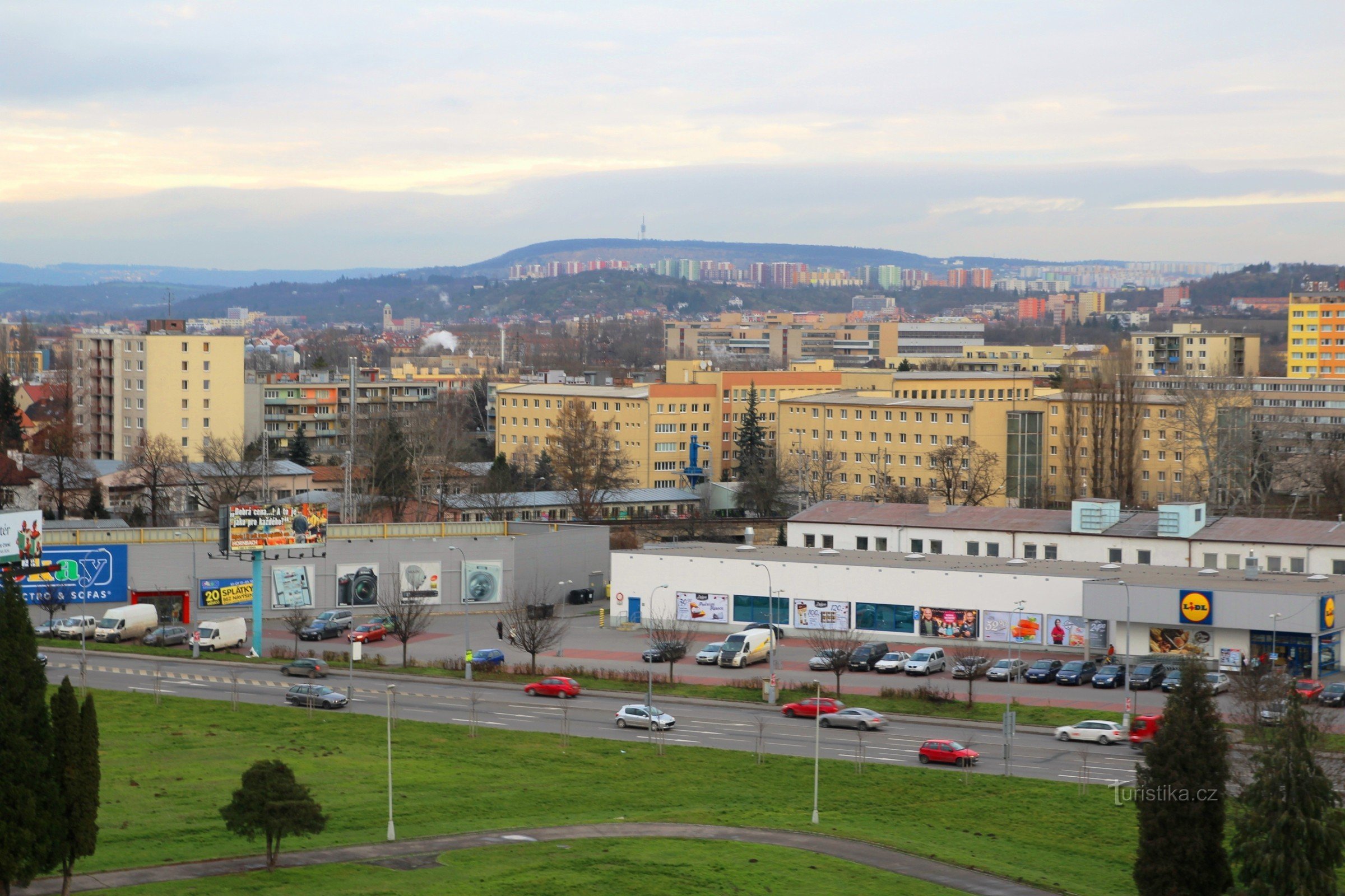 Kilátás Komárovról Vinohrady, Líšeň és Hády irányába