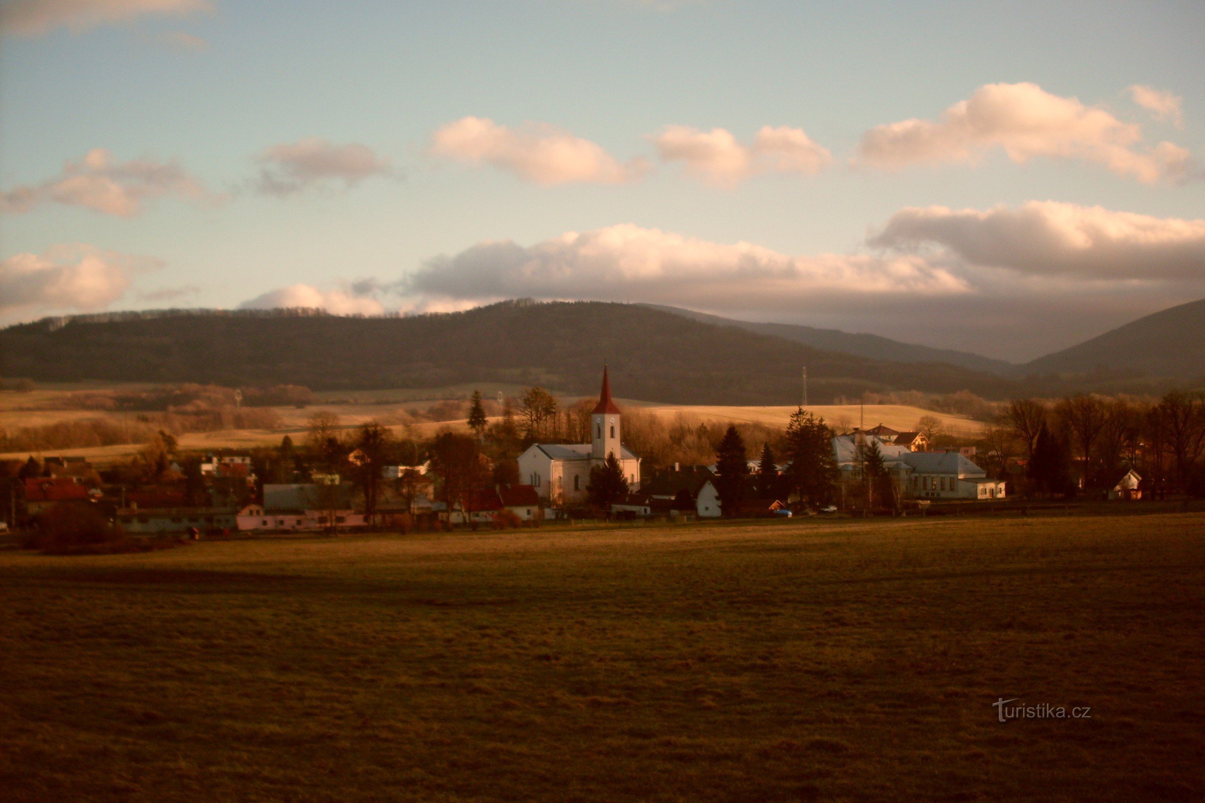 vue de Fojtové kopce au village de Ženklava