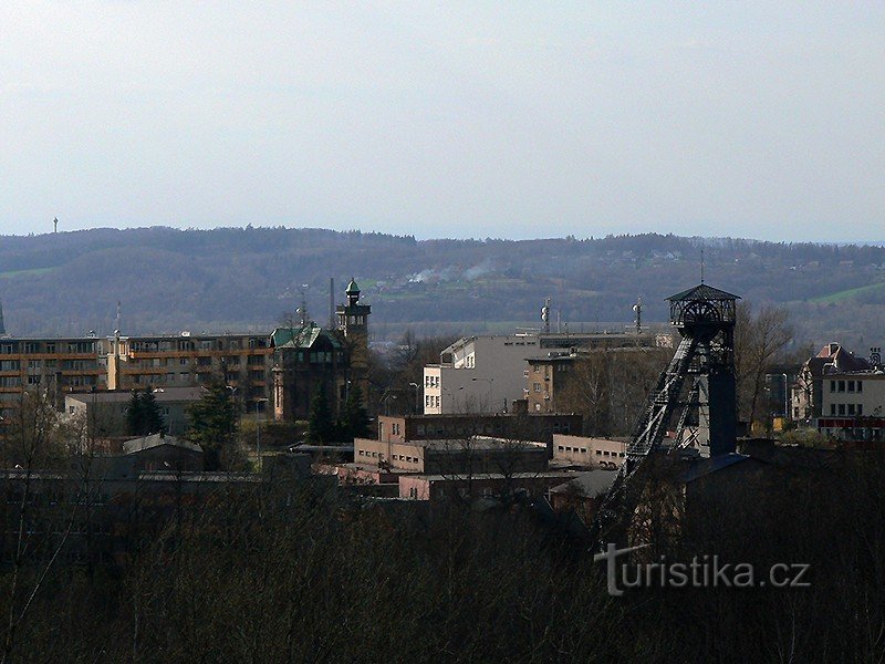 Pogled z odlagališča na nekdanji rudnik Petra Bezruča