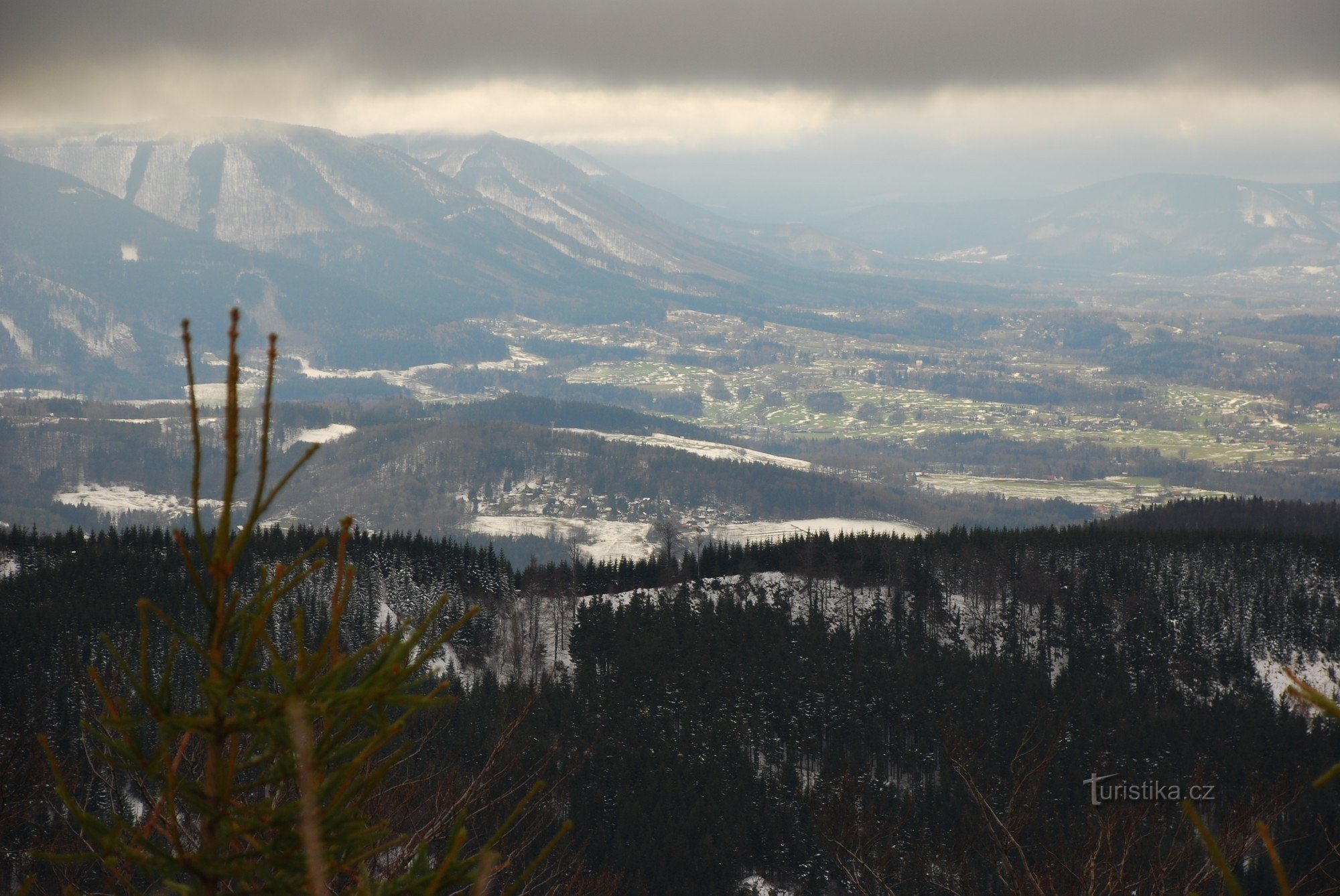 Utsikt från åsen