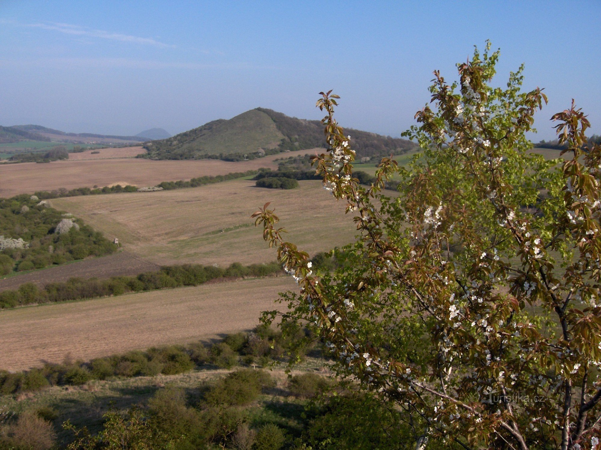 view from Kamýk to Vraník