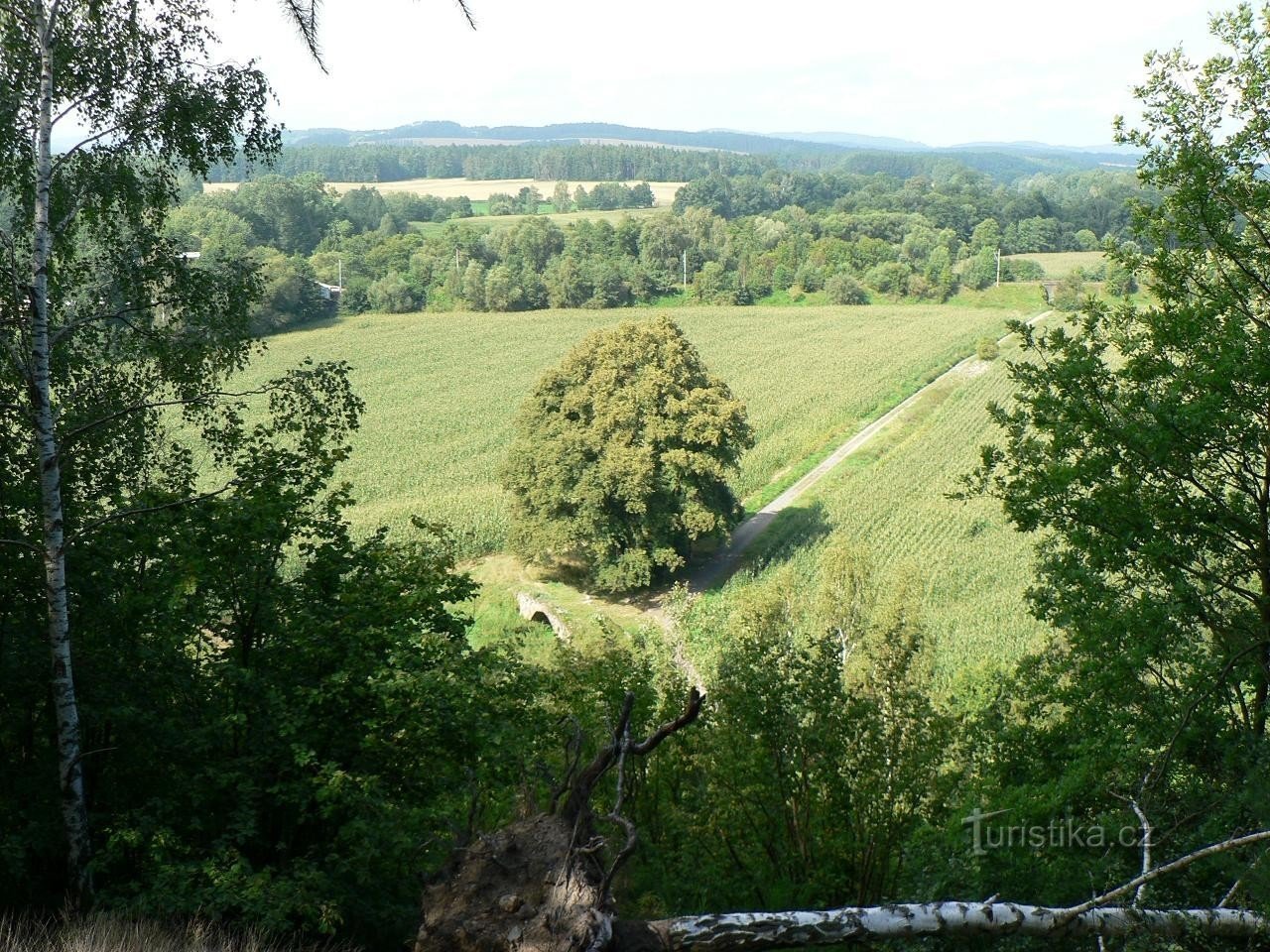 Vedere de la muntele Katovicka la podul Žižk