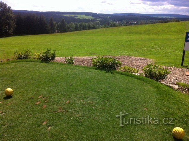 view from the tee of the 1st hole