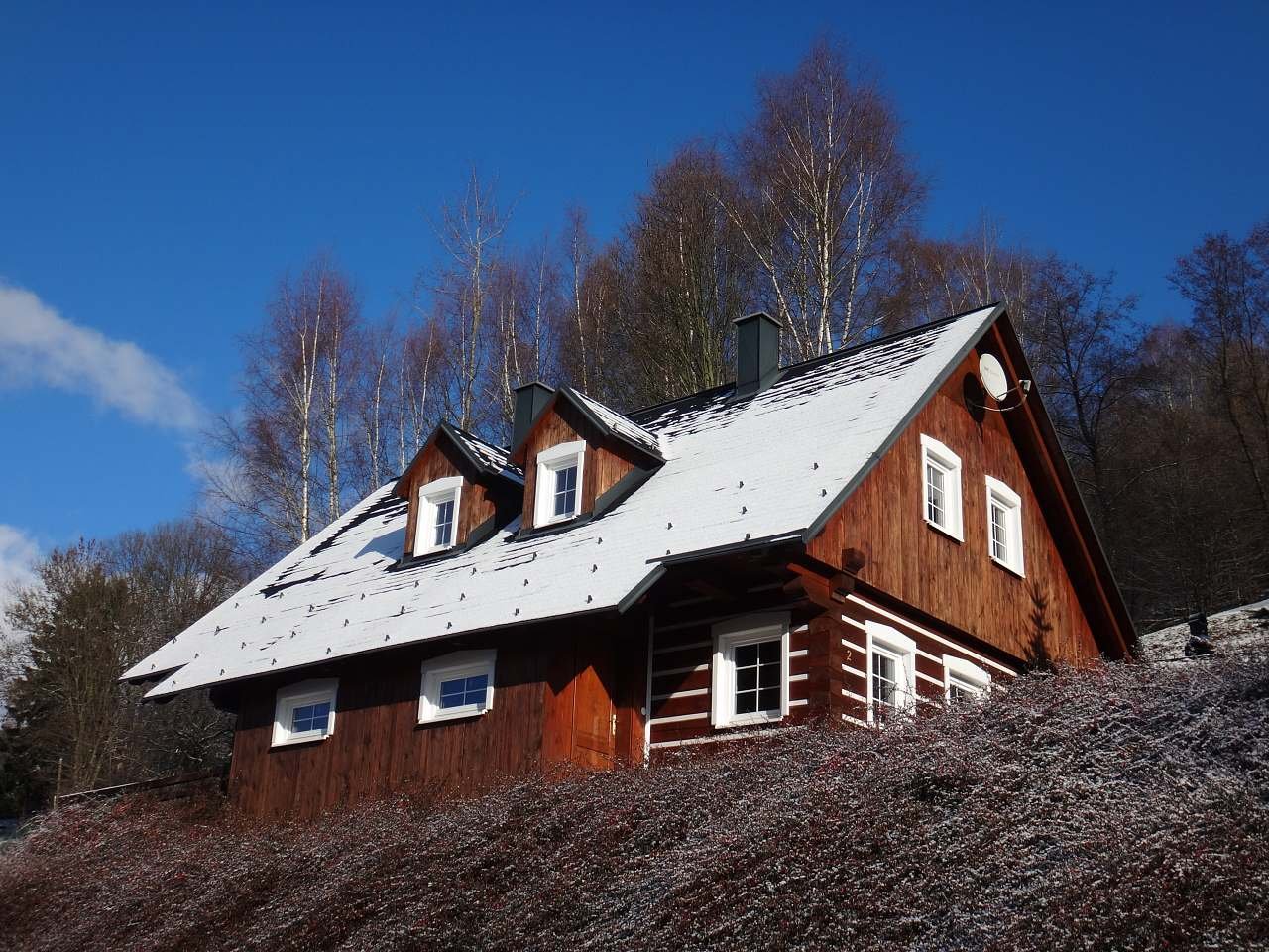 Pohled z parkoviště