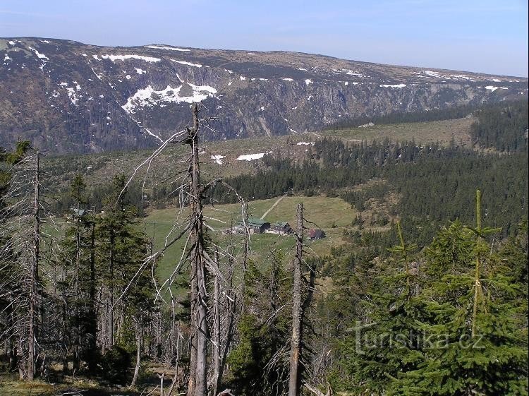 Blick von Ptačí kamen: im Hintergrund Labský důl