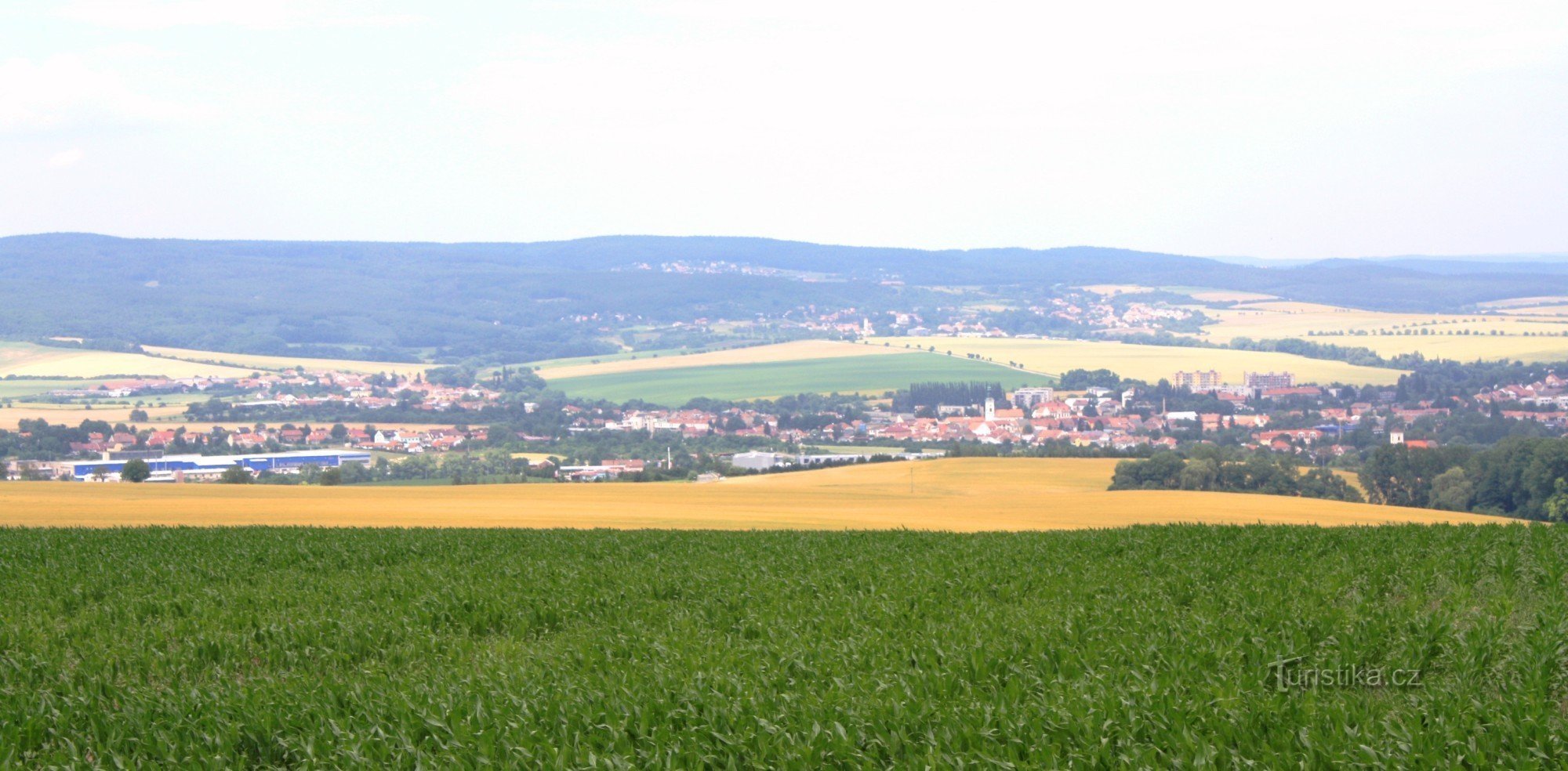 Widok ze szczytu regionu Rousín