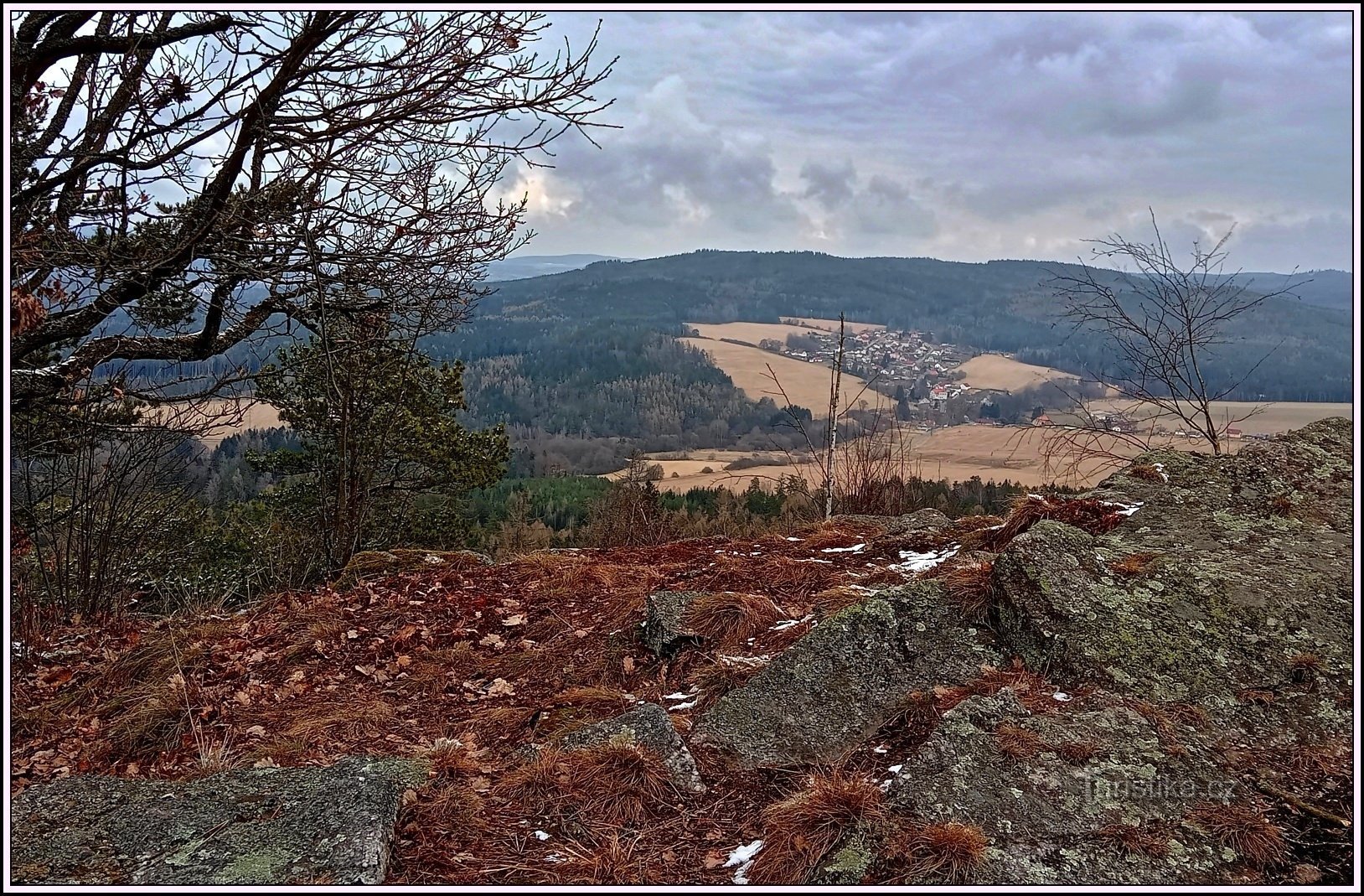 A vista do topo de Žďár