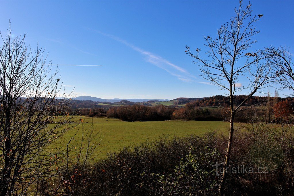 Pogled z razgledišča Svatobor in Šumava