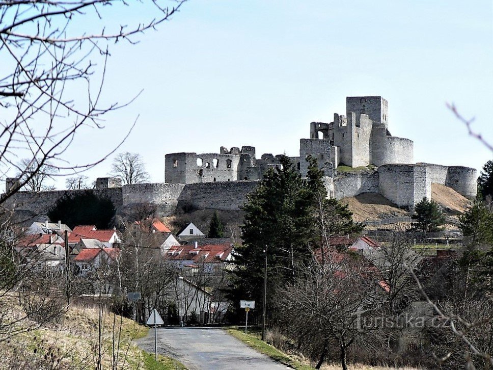 Vue depuis la route de Budětice na Rabí