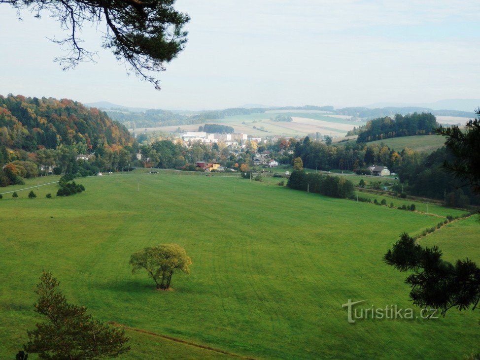 Vista da rocha para parte de Letohrad