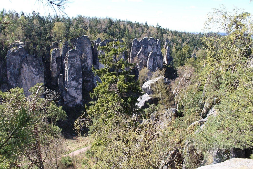 Widok z punktu widokowego Všečka