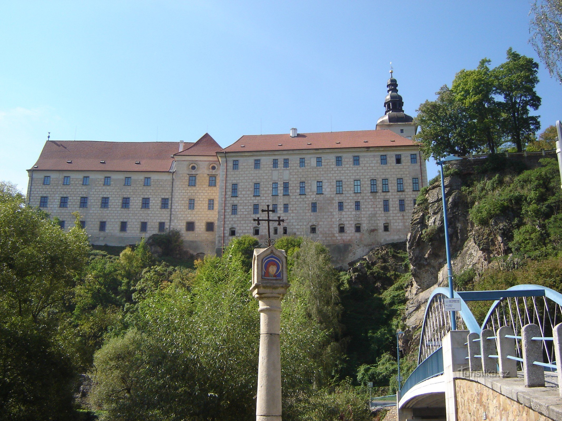 vista do castelo de Zárečí