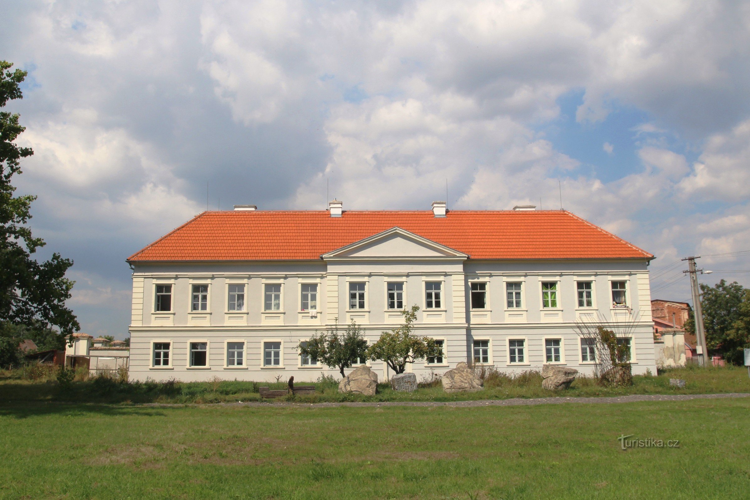 Pohořelice-Velký Dvůr - zámeček Leopoldsruhe 2013