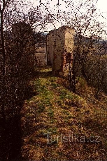 Pohradická hora: ruïnes van het prieel