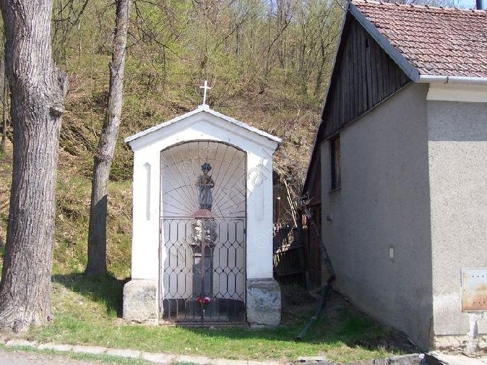 poklona sv. Janu Nepomuckému