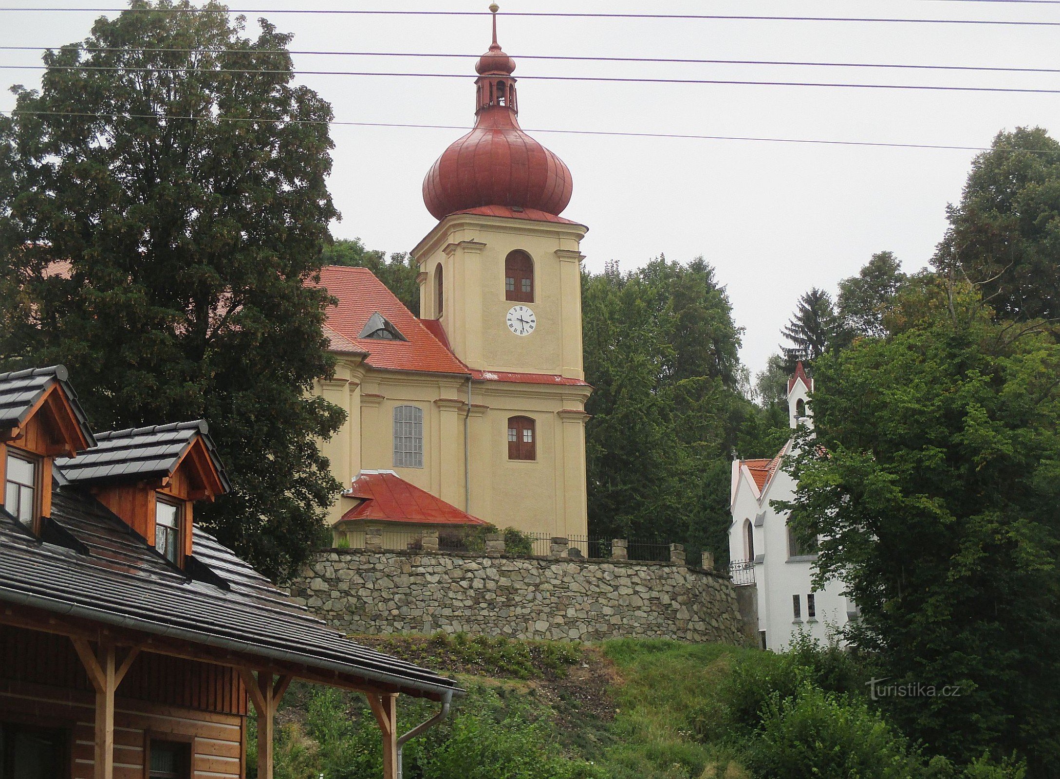 Polevsko - Church of the Holy Trinity and the tomb of the Handschke family