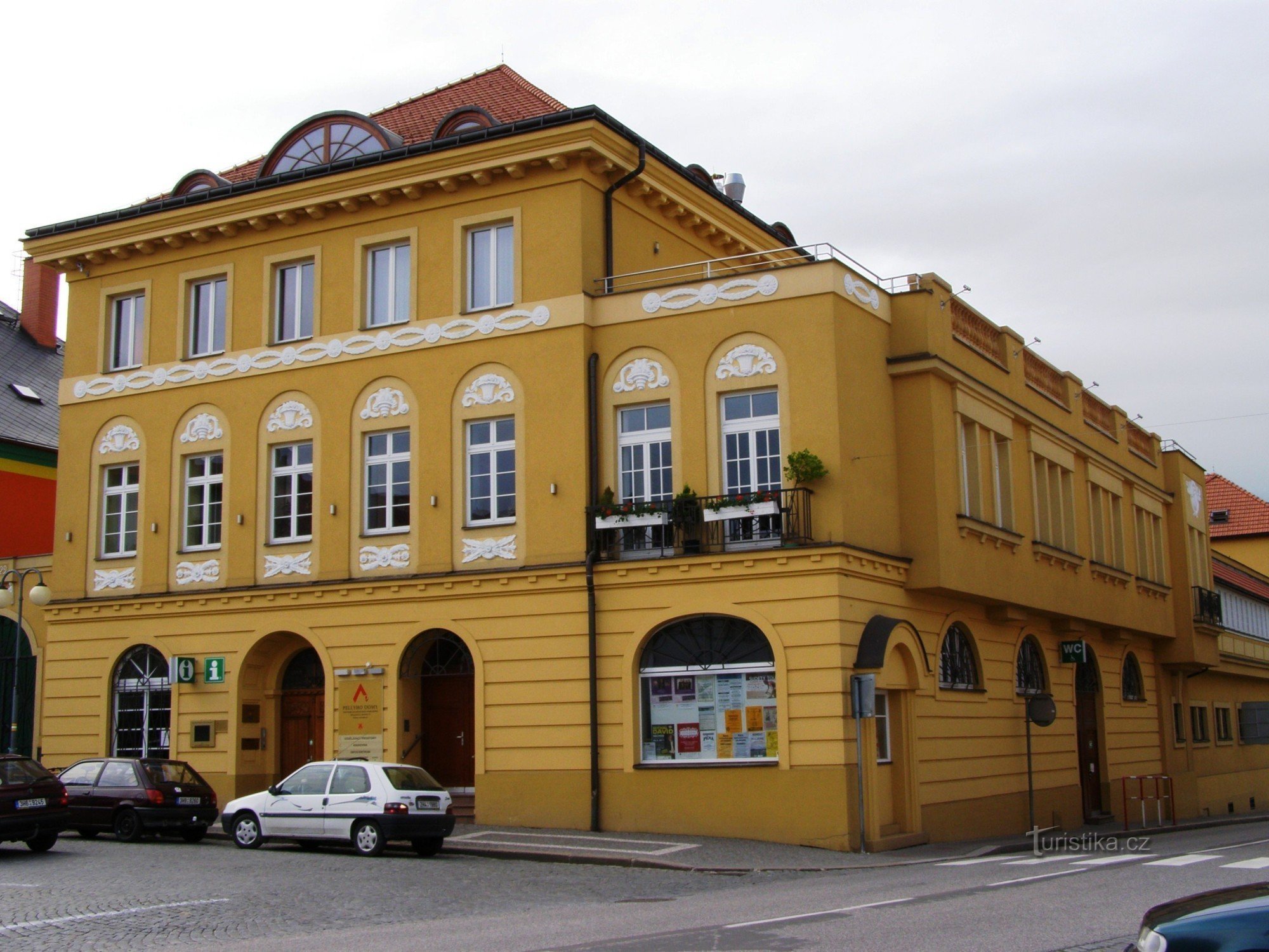 Police nad Metują - centrum informacyjne