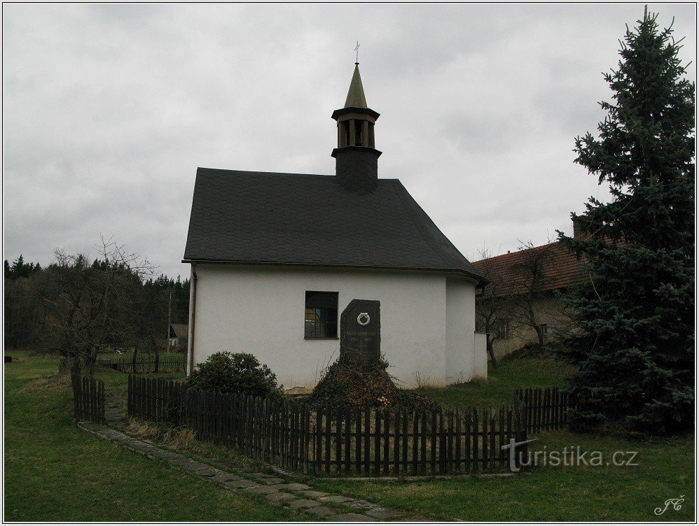 Polom, chapelle de St. Jean et Paul