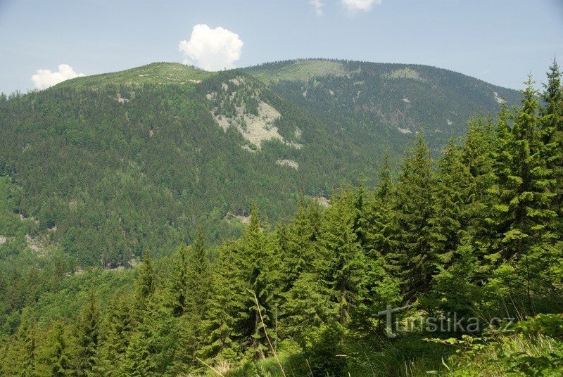 Vozka 地块中的 Polom、Klínová hora 和 Spálený vrch