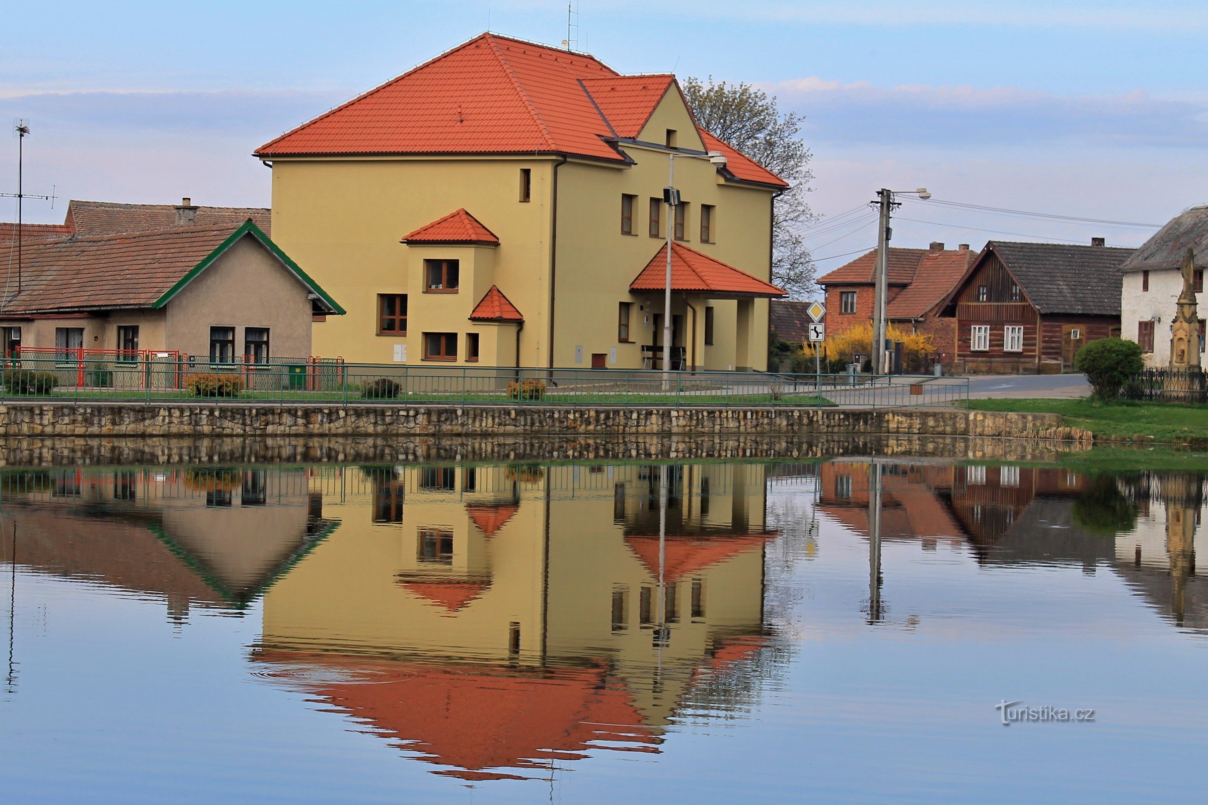 Casa multifuncional em Vinary