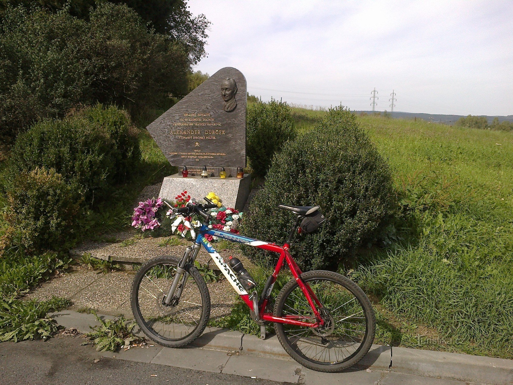 memorial to A. Dubček.