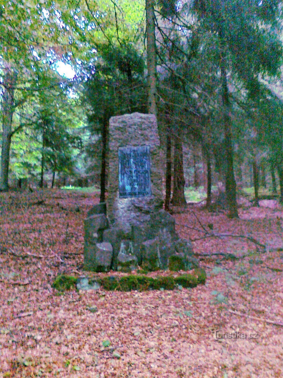 Spomenik Hansu Fladeru.